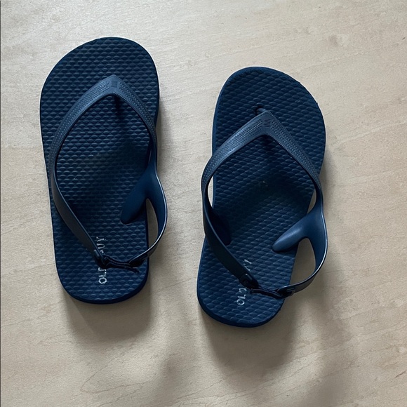Old Navy Other - Old Navy Kids Navy Flip Flops